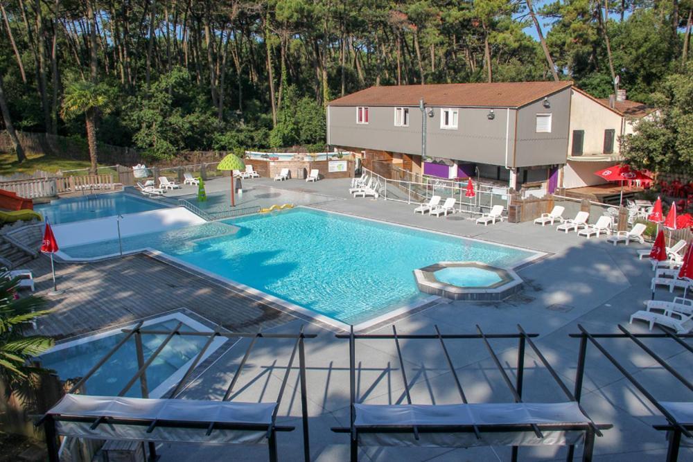 Océan Vacances - Camping Paradis Saint-Georges-de-Didonne Esterno foto